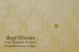 Satin d'ameublement tissé médaillon Trianon Dégriftissus vous propose ce tissu d'ameublement de style, à médaillons style Marie-