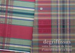 Tissu Jacquard écossais double face, bordeau vert Dégriftissus vous propose ce tissu d'ameublement écossais bordeaux et vert. Tr