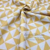 Tissu ameublement - Triangles écrus et jaunes - fauteuil - chaises - coussins - canapé - degriftissus.com