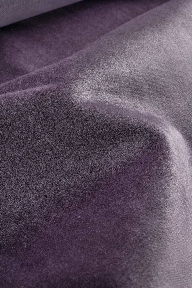701