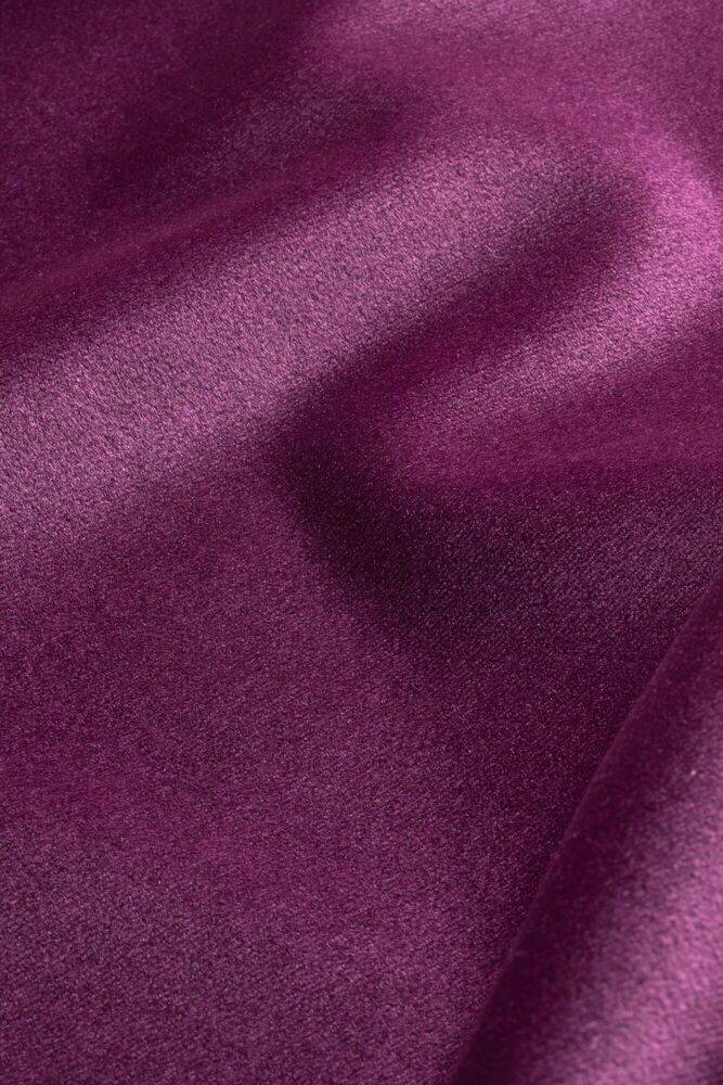 704