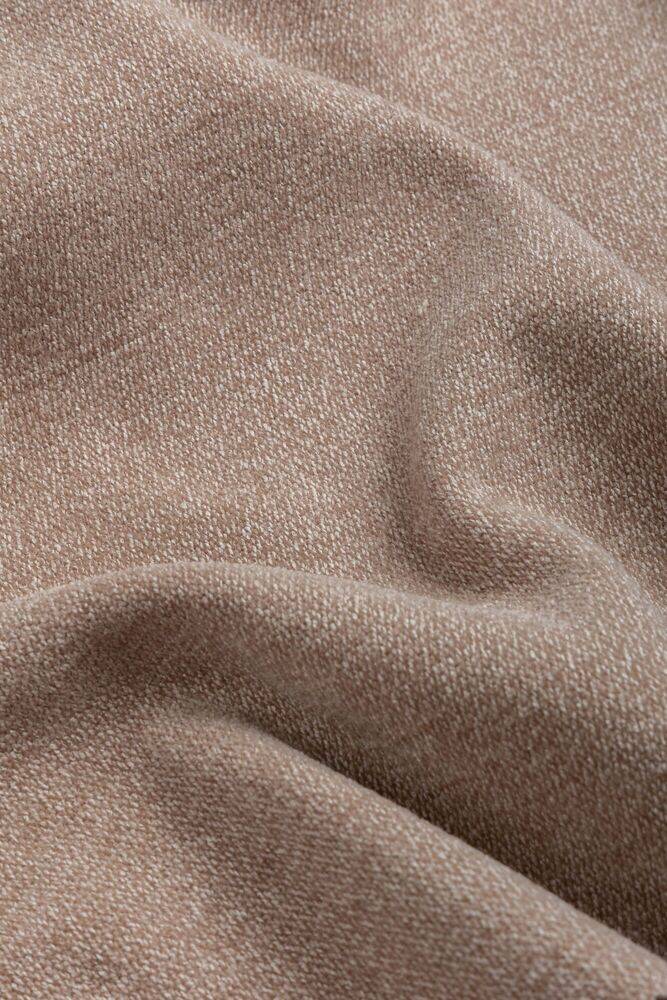 701