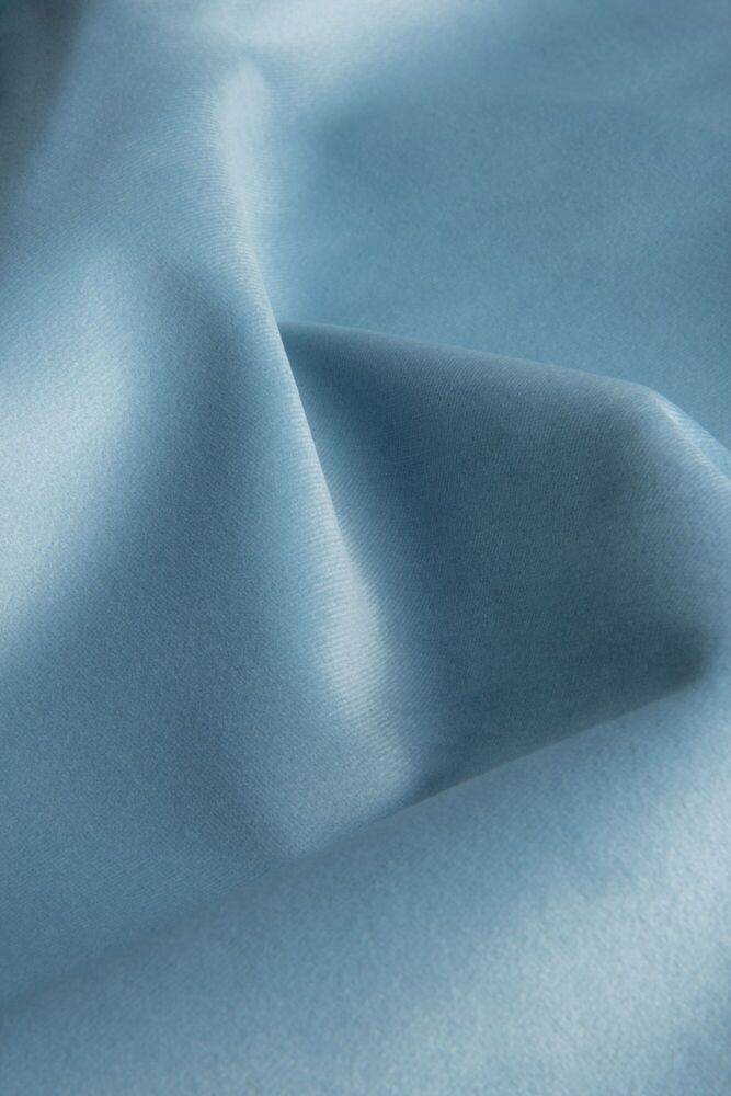 609