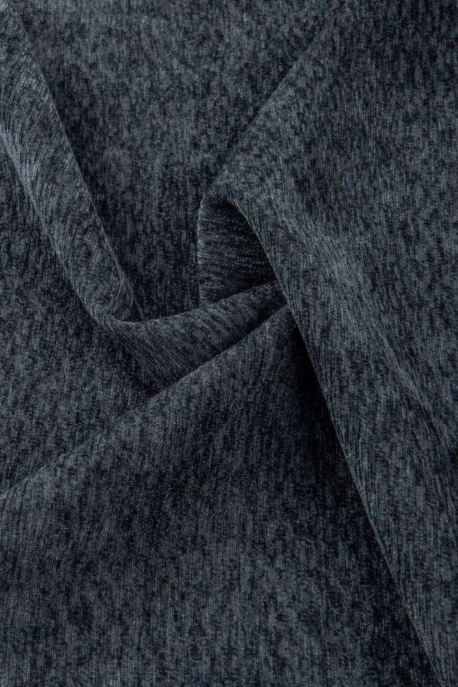600
