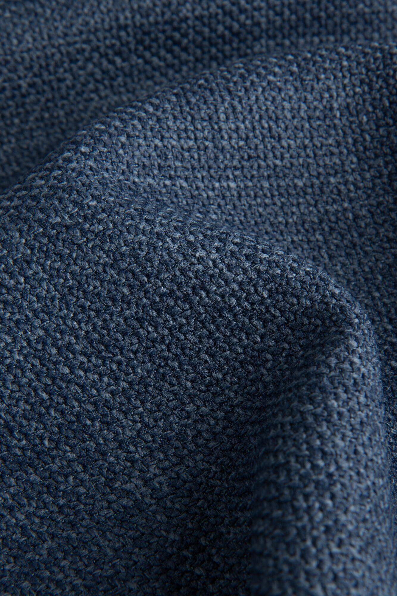 601