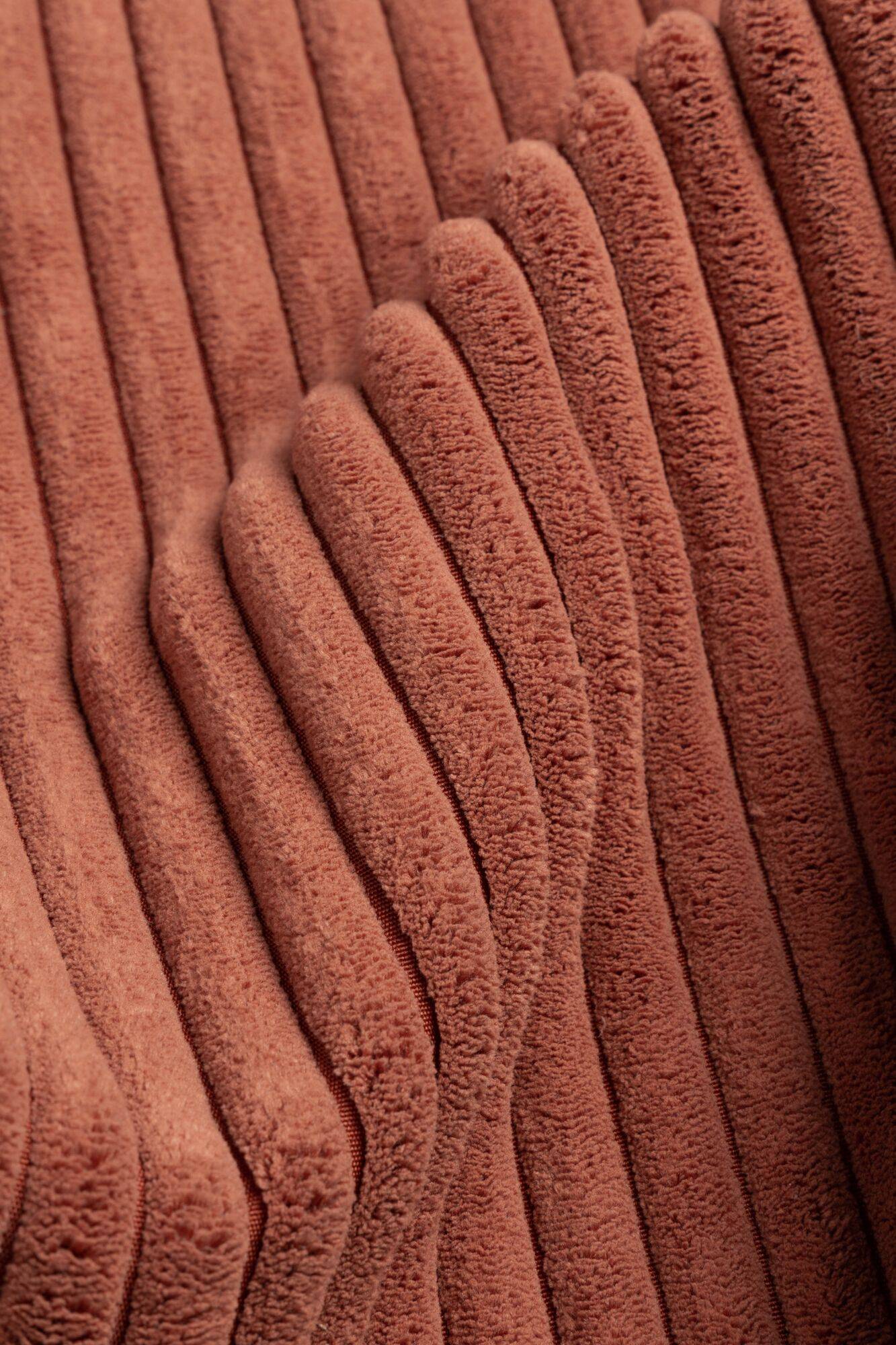 300