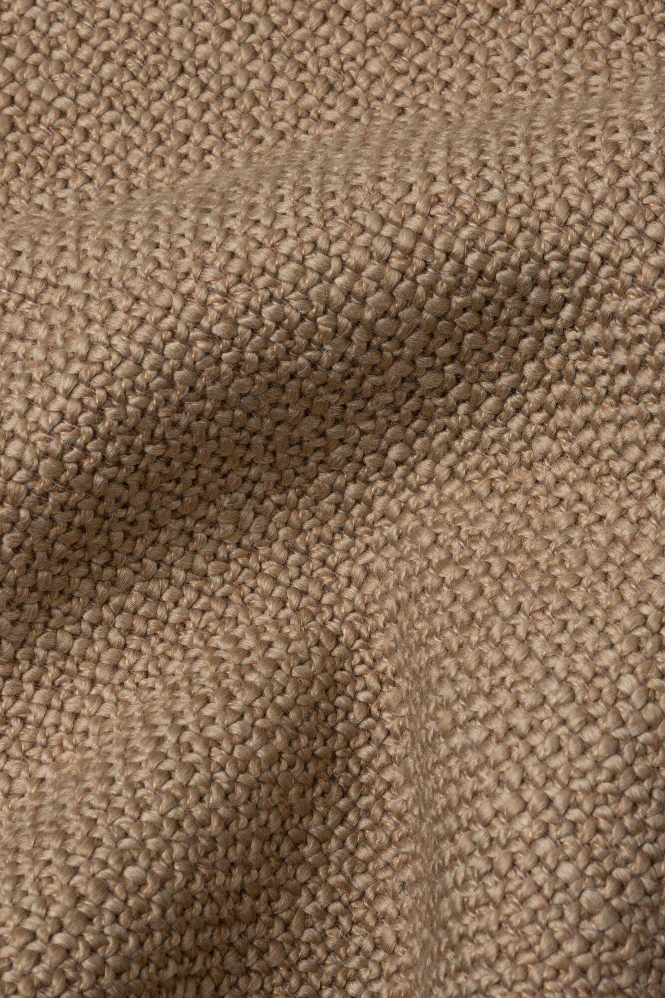 904