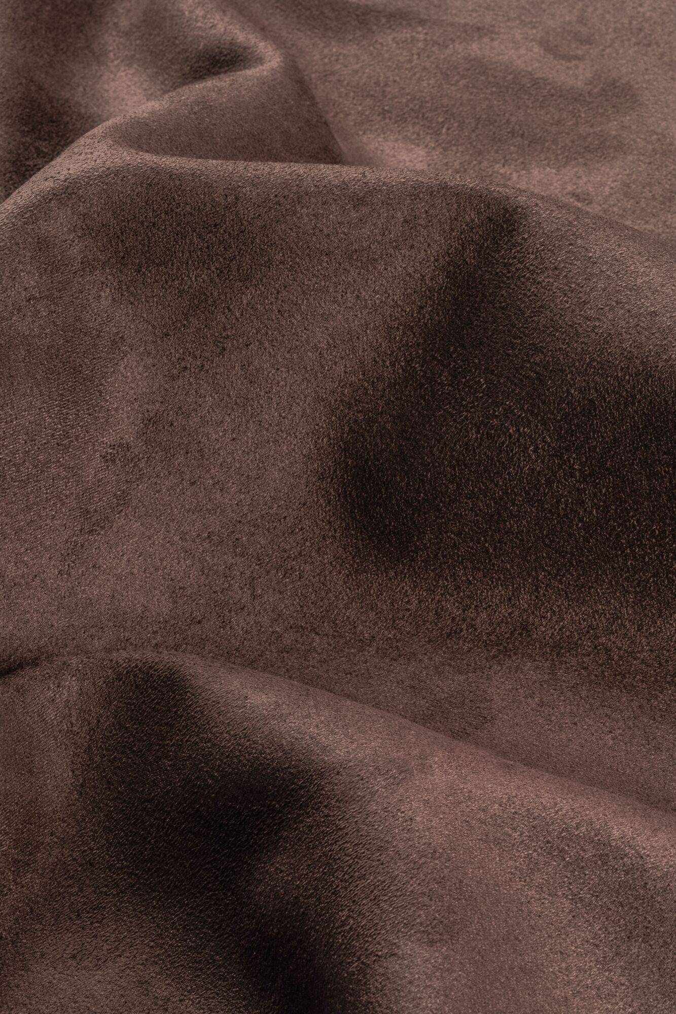 127