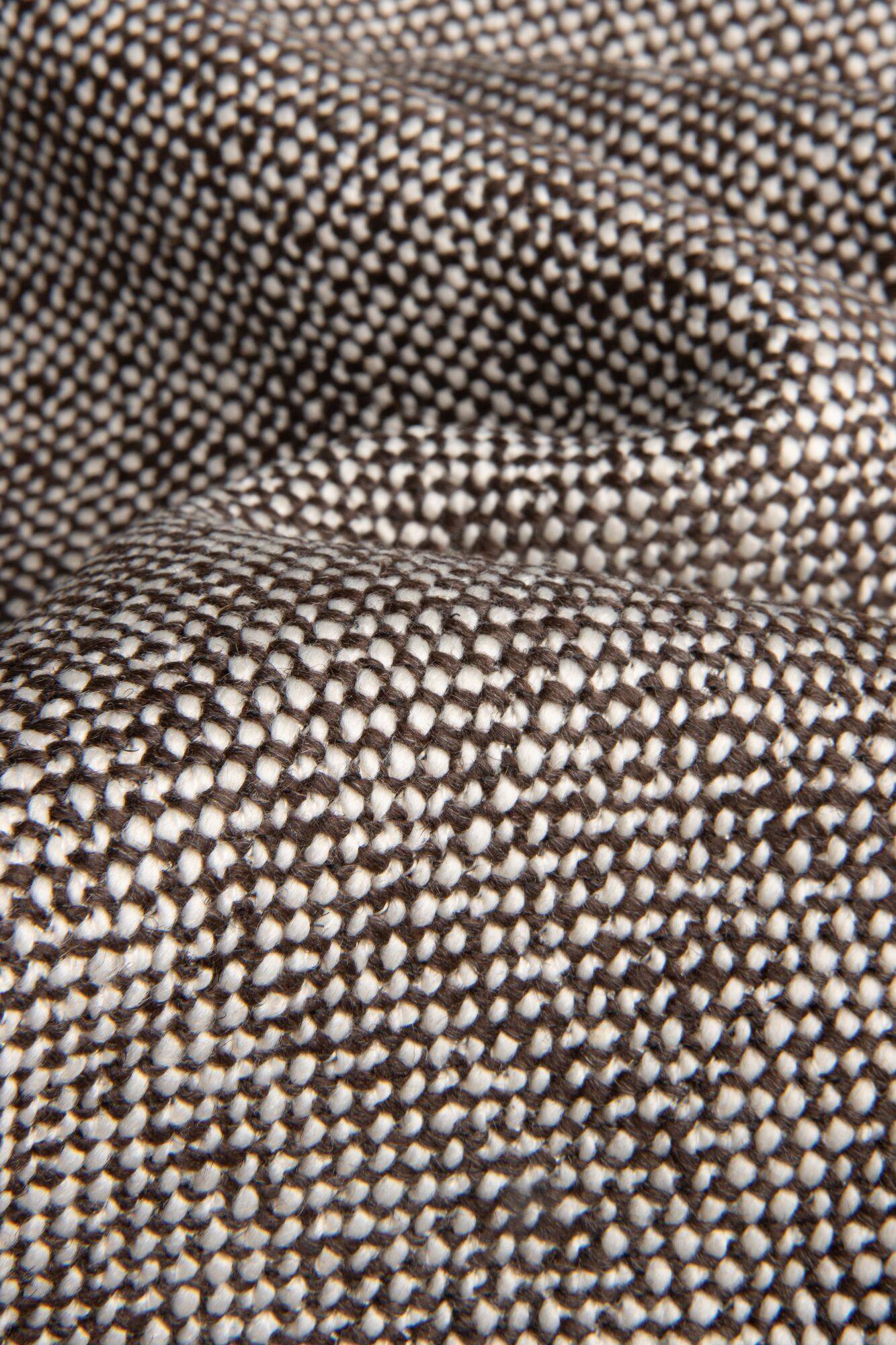 102