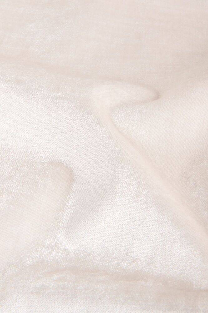 900